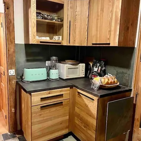 Le Nan Ste Apartament